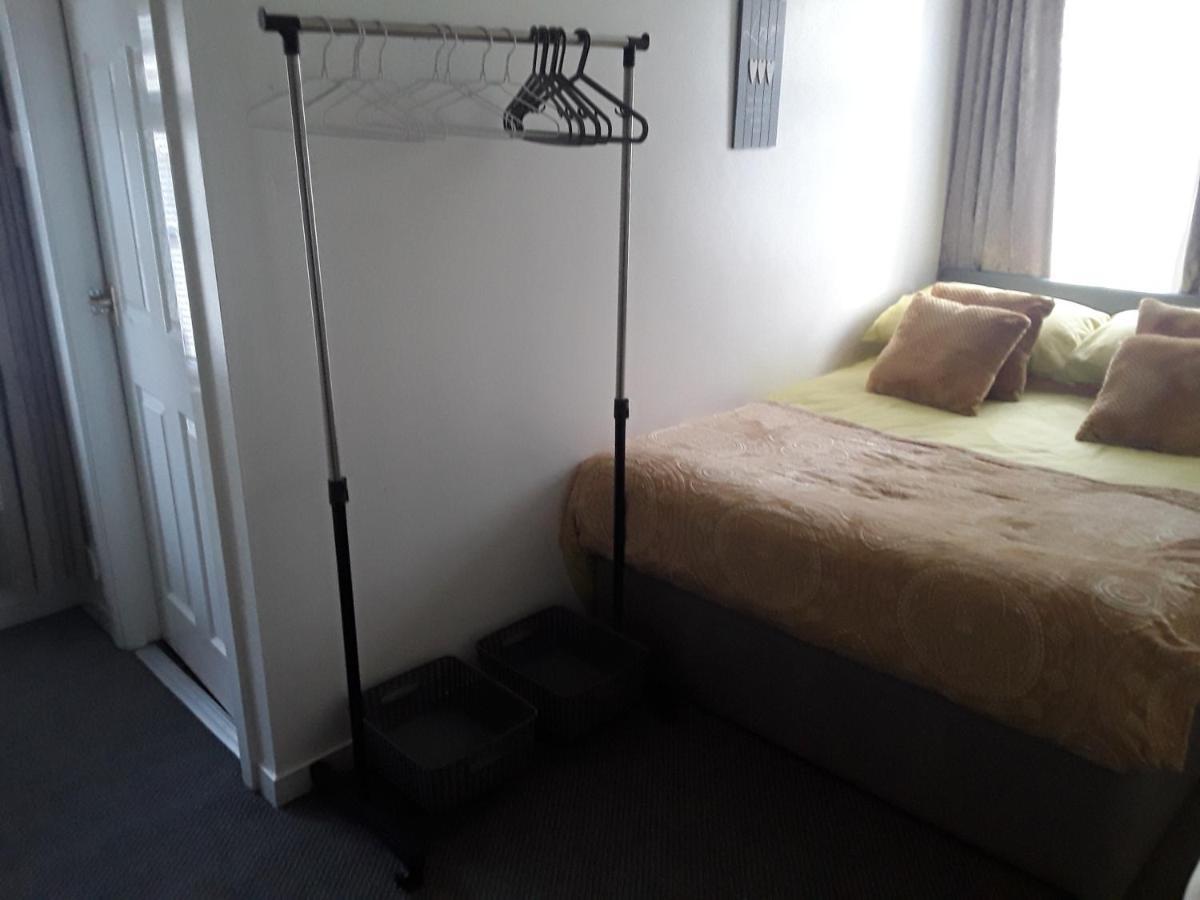 The Weeton Guesthouse - Blackpool — Photos 2